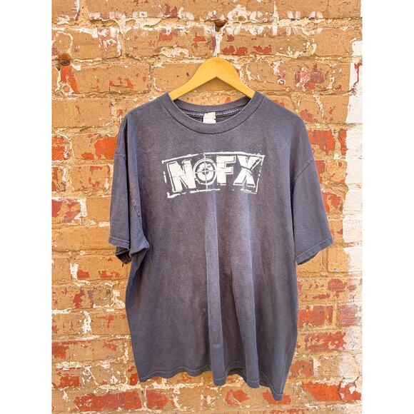 2006 Y2k NOFX Tee Size XL - Picture 1 of 3